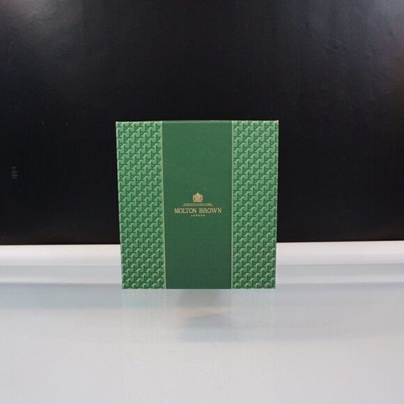 Molton Brown Toiletries London Empty Gift Box Black Pepper Collection - Picture 2 of 8
